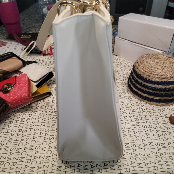 COPY - NWT Large Shoulder Boutique Quilted Vegan Hand Bag & Wallet - Picture 10 of 16